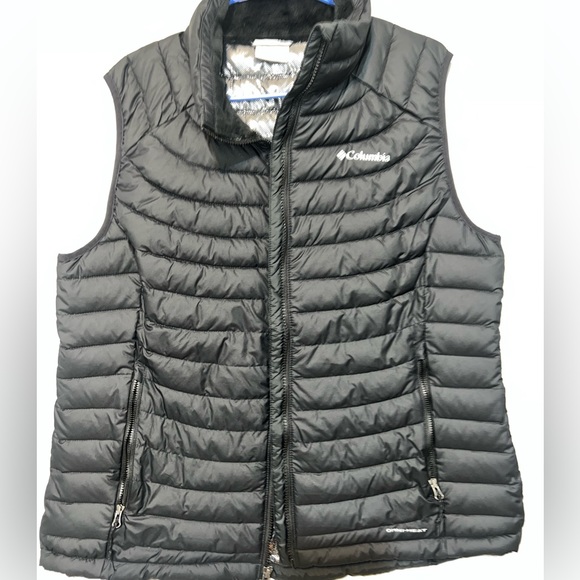 Columbia Jackets & Blazers - Columbia Puffer Vest